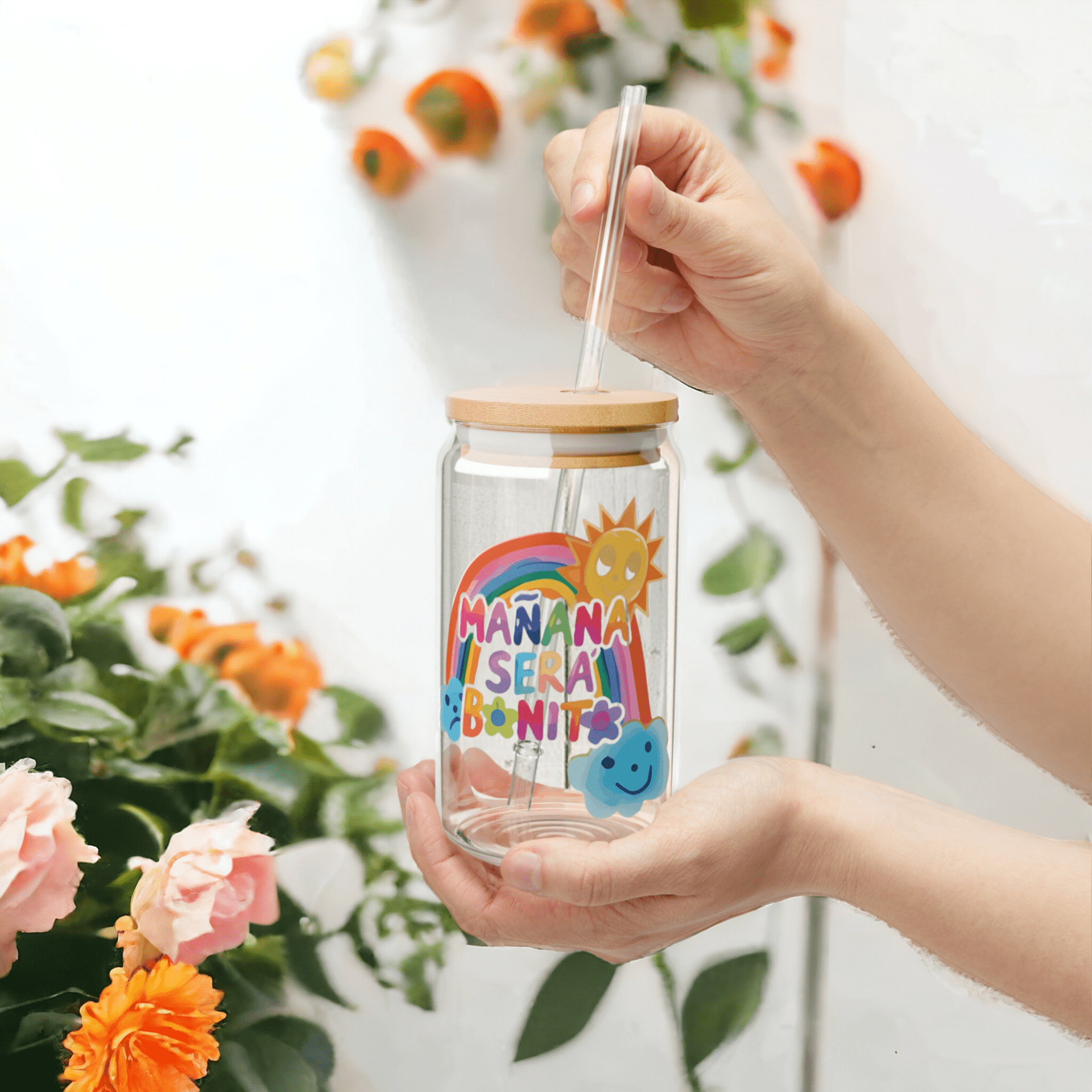 Vaso de vidrio de Karol G "Mañana será bonito" - Tapa de bambú y pajita - 3